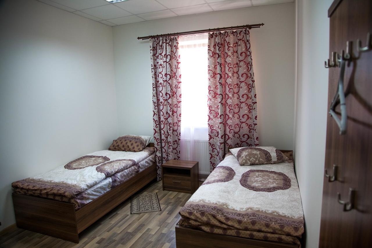 Alekselena Hotel Malekhuv Екстериор снимка