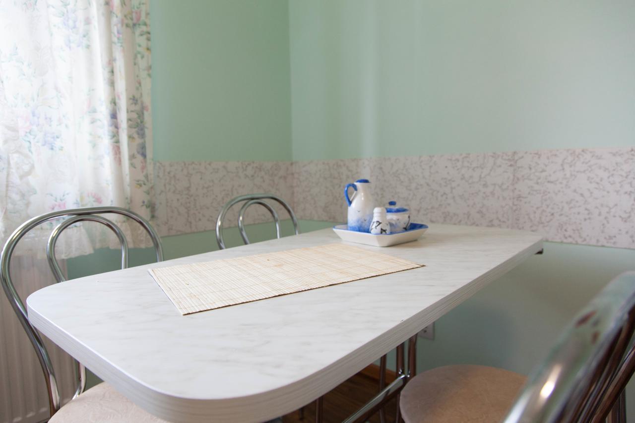 Alekselena Hotel Malekhuv Екстериор снимка