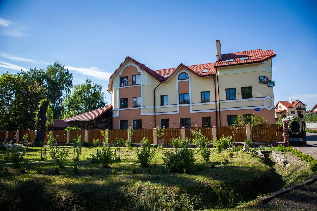 Alekselena Hotel Malekhuv Екстериор снимка